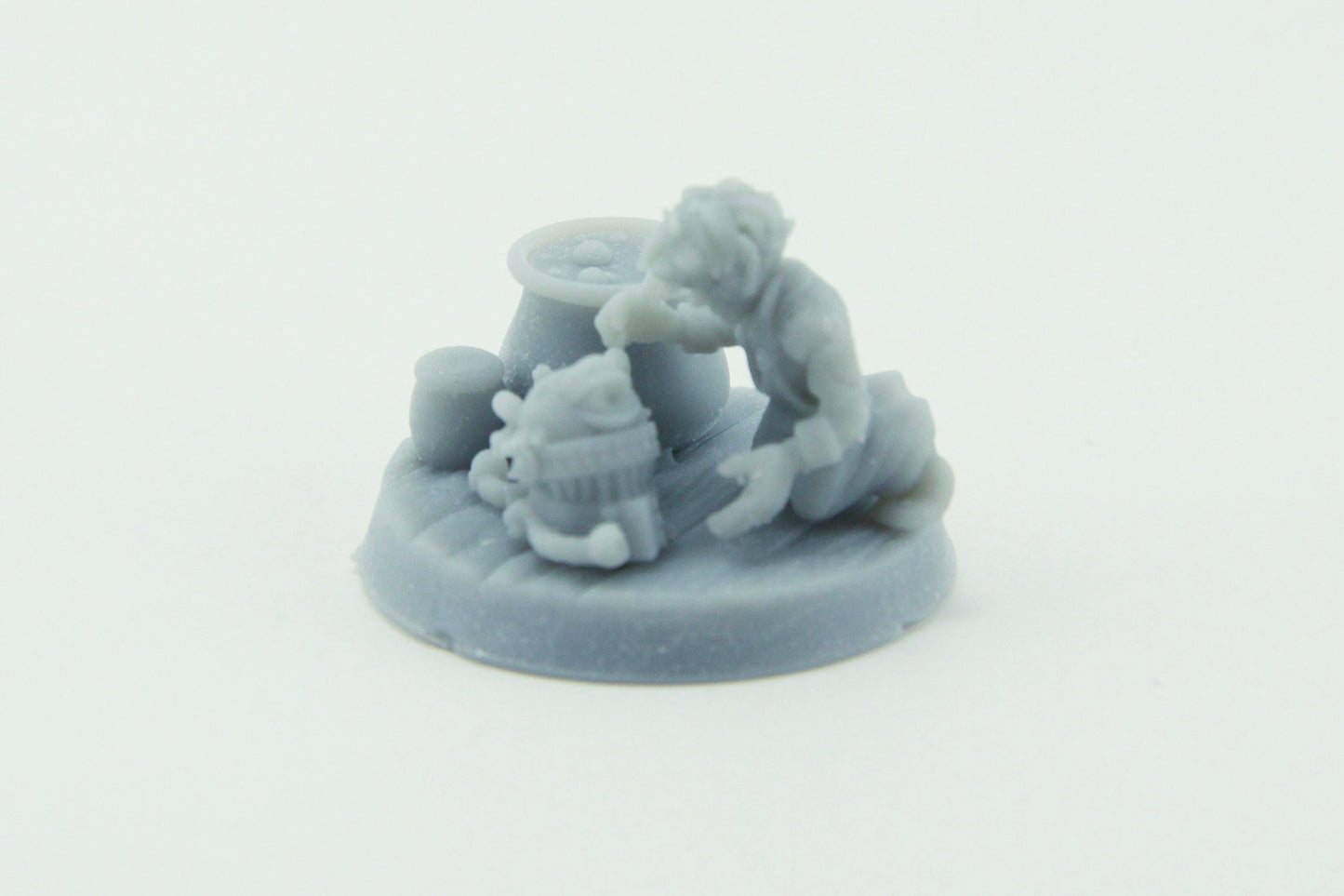 Gnome Inventor Miniature | RPG Minis | DND | D&D | RPG | Tabletop Gaming | From Roleplaying Miniatures