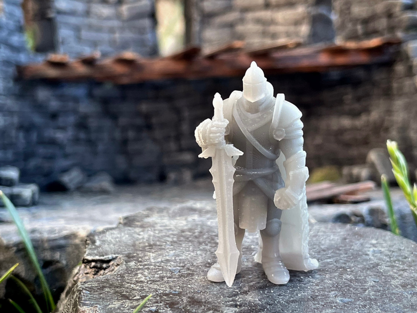 Paladin Miniature  | RPG Minis | D&D | DND | RPG | Tabletop Gaming |  From Yasashii Kyojin Studios