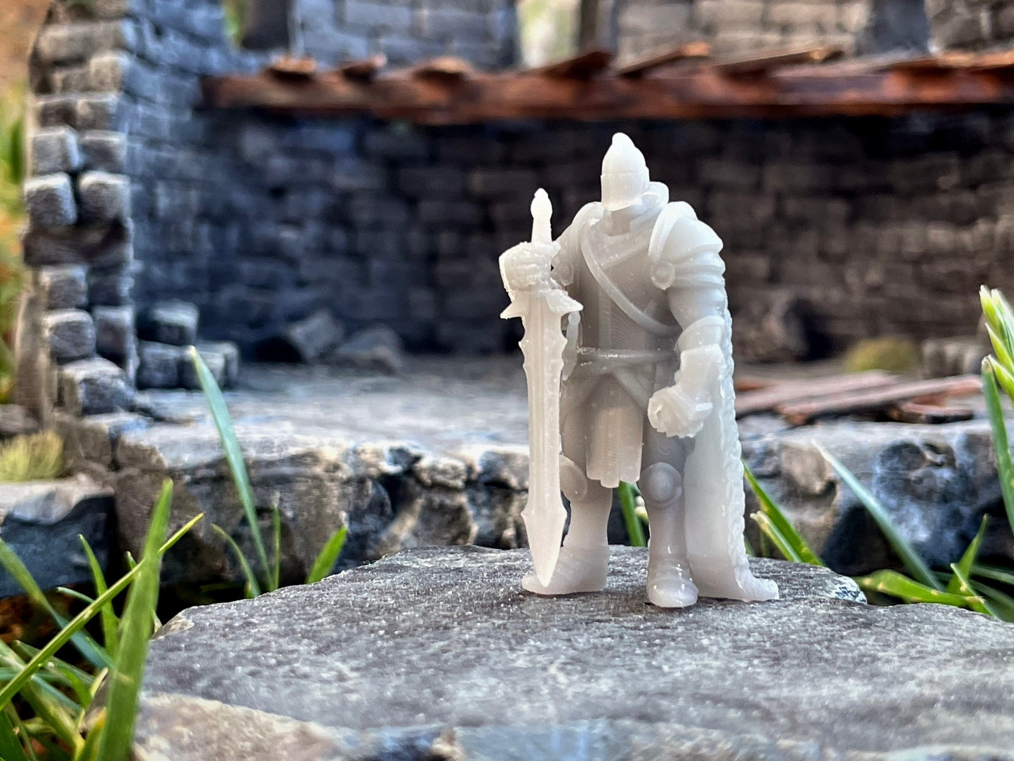 Paladin Miniature  | RPG Minis | D&D | DND | RPG | Tabletop Gaming |  From Yasashii Kyojin Studios