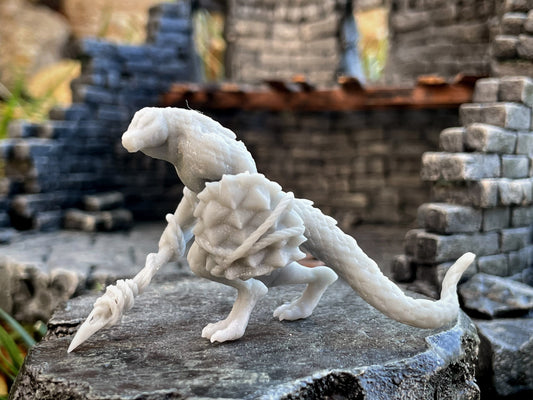 Lizardfolk Warrior Miniature  | RPG Minis | D&D | DND | RPG | Tabletop Gaming |  From Yasashii Kyojin Studios