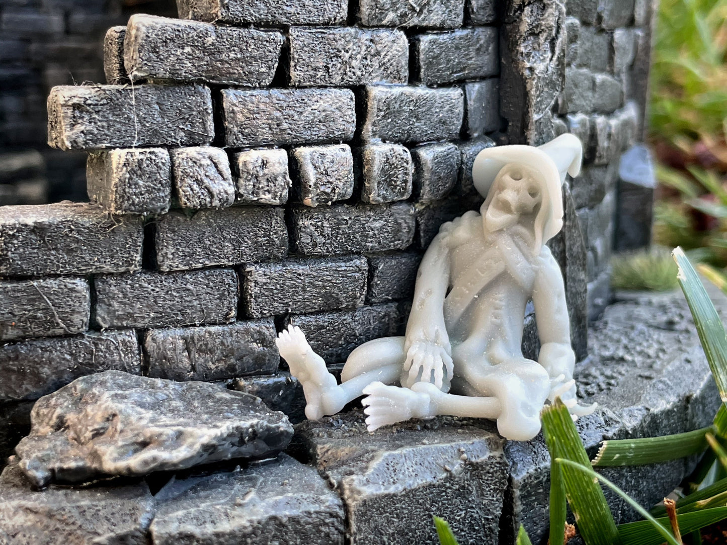 Mage Skeleton Scatter  | RPG Minis | DND | D&D | RPG | Tabletop Gaming |  From Roleplaying Miniatures