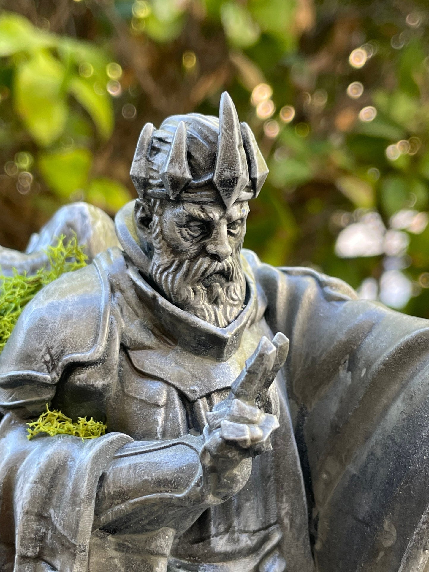 Dice Tower - Pillar of the King | Terrain | Roleplaying | DND | D&D | RPG | Tabletop Gaming | Fantasy Miniatures | From Txarli Factory