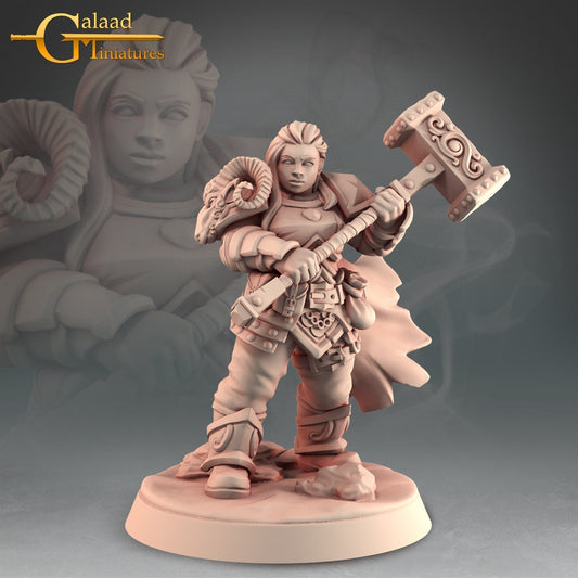 Female Dwarf Paladin Miniature  | RPG Minis | D&D | DND | RPG | Tabletop Gaming |  From Galaad Miniatures