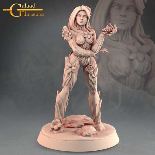 Female Dryad Rogue Miniature  | RPG Minis | D&D | DND | RPG | Tabletop Gaming |  From Galaad Miniatures